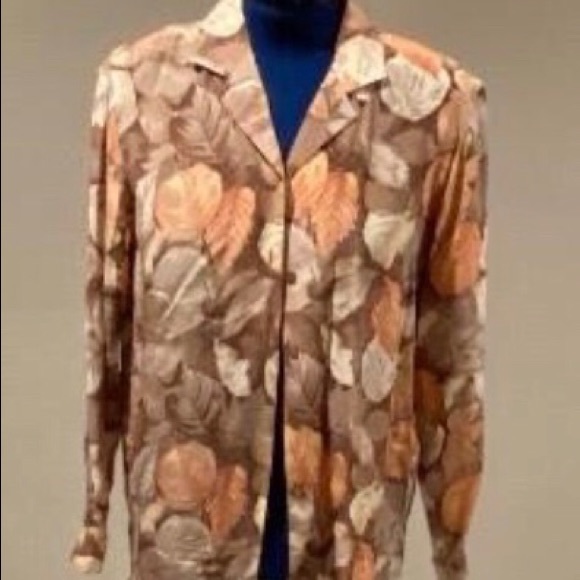 Quo-Silk Medium 100% Silk Leaves Pattern Blouse - Picture 5 of 6